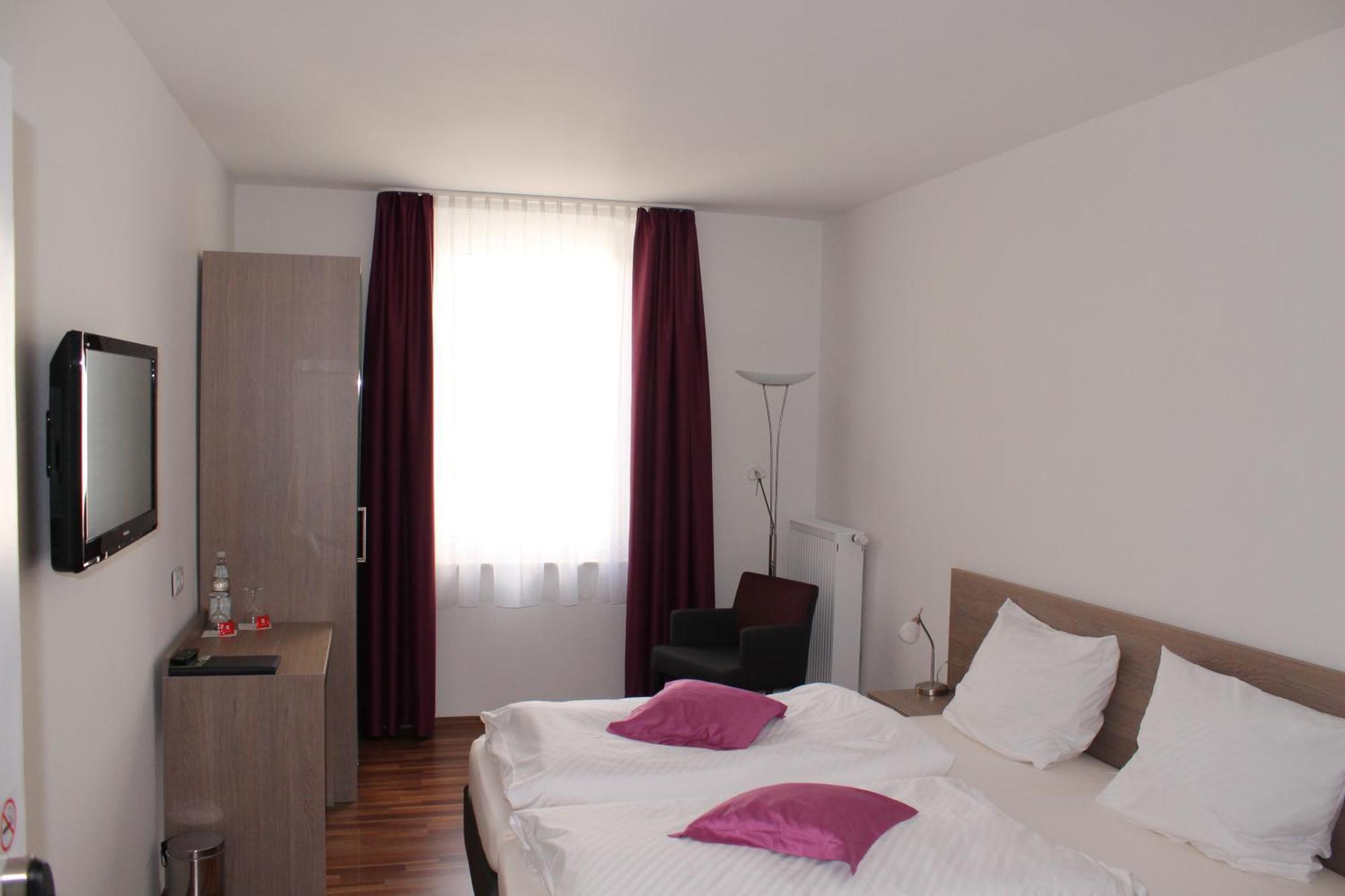 Rheinhotel Arte Remagen Oda fotoğraf